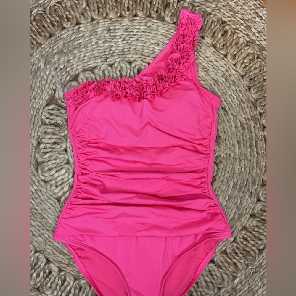 Kenneth Cole New York Pink One Shoulder Ruffle Edge One Piece Size Medium - Picture 4 of 9